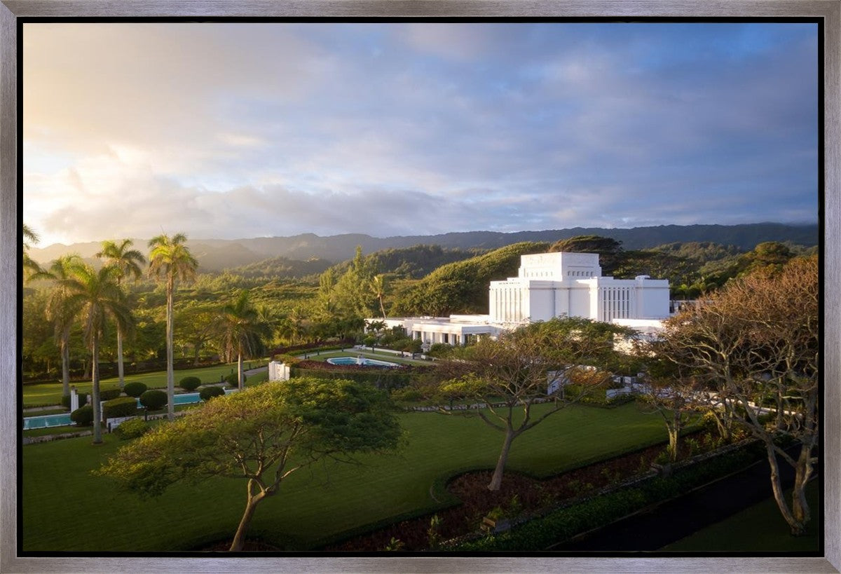 Laie Island Glow