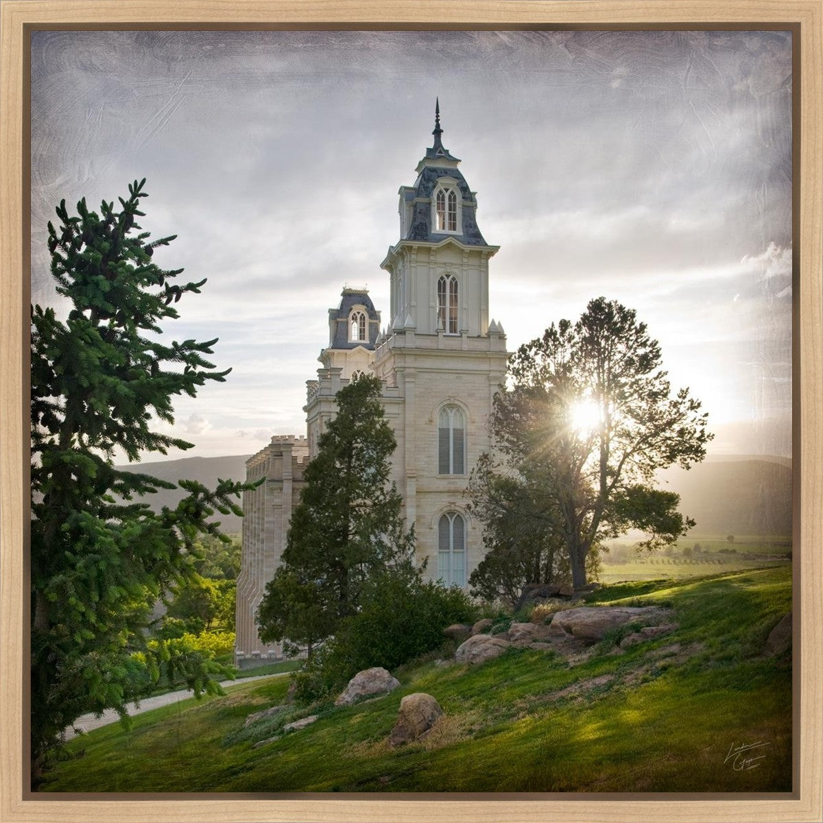 Manti Brightness and Glory