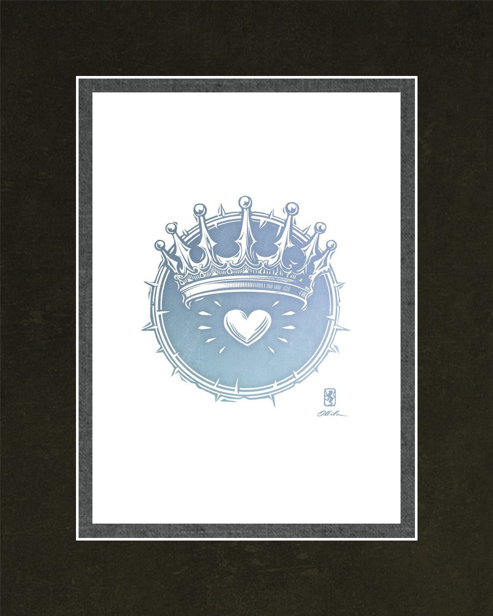 2 Crowns AZURE