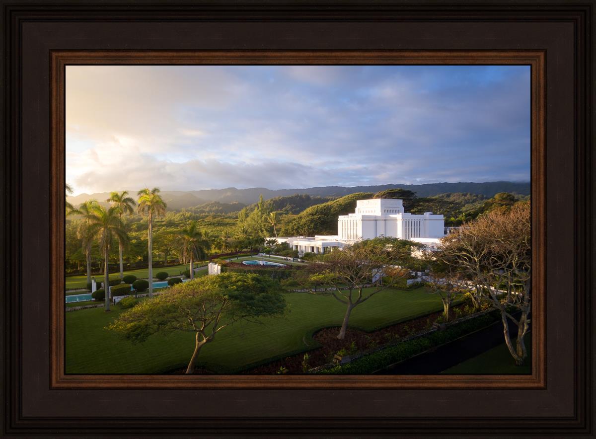 Laie Island Glow