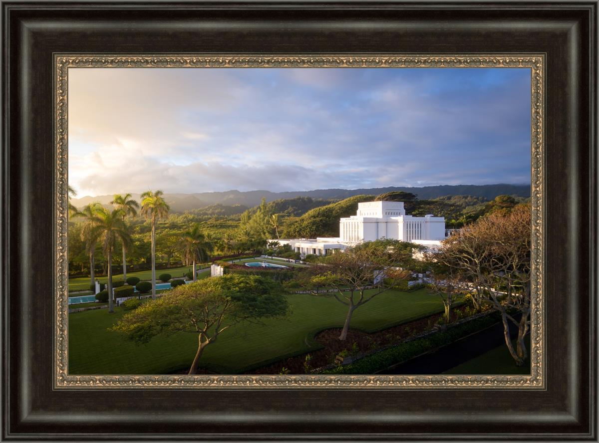 Laie Island Glow