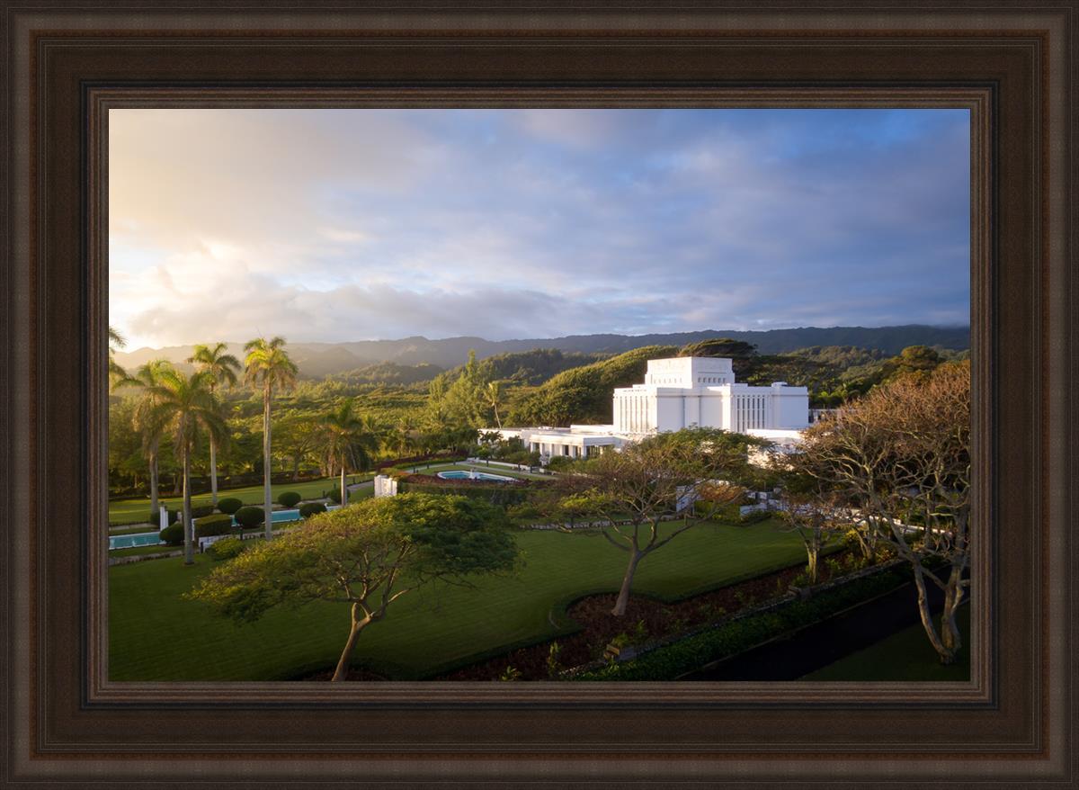 Laie Island Glow