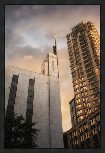 Upwards, Manhattan