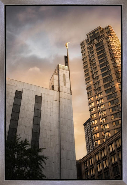 Upwards, Manhattan