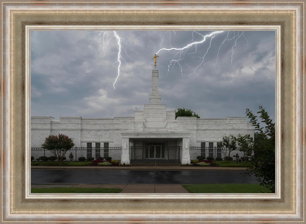 Nashville Temple Through The Storm