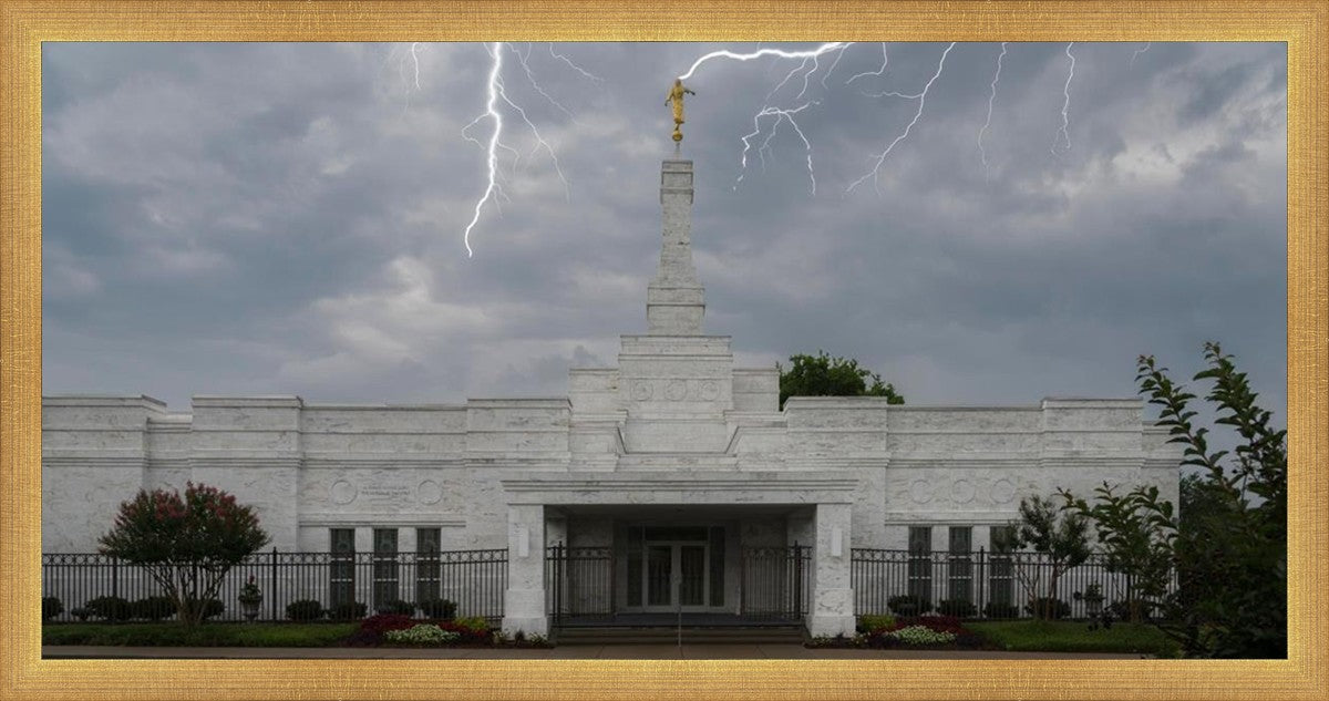 Nashville Temple Through The Storm