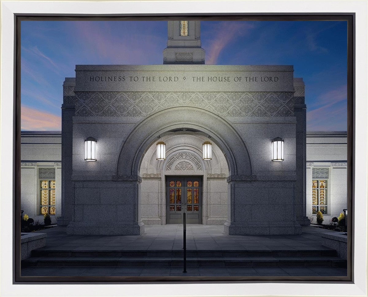 Helena Montana at Night