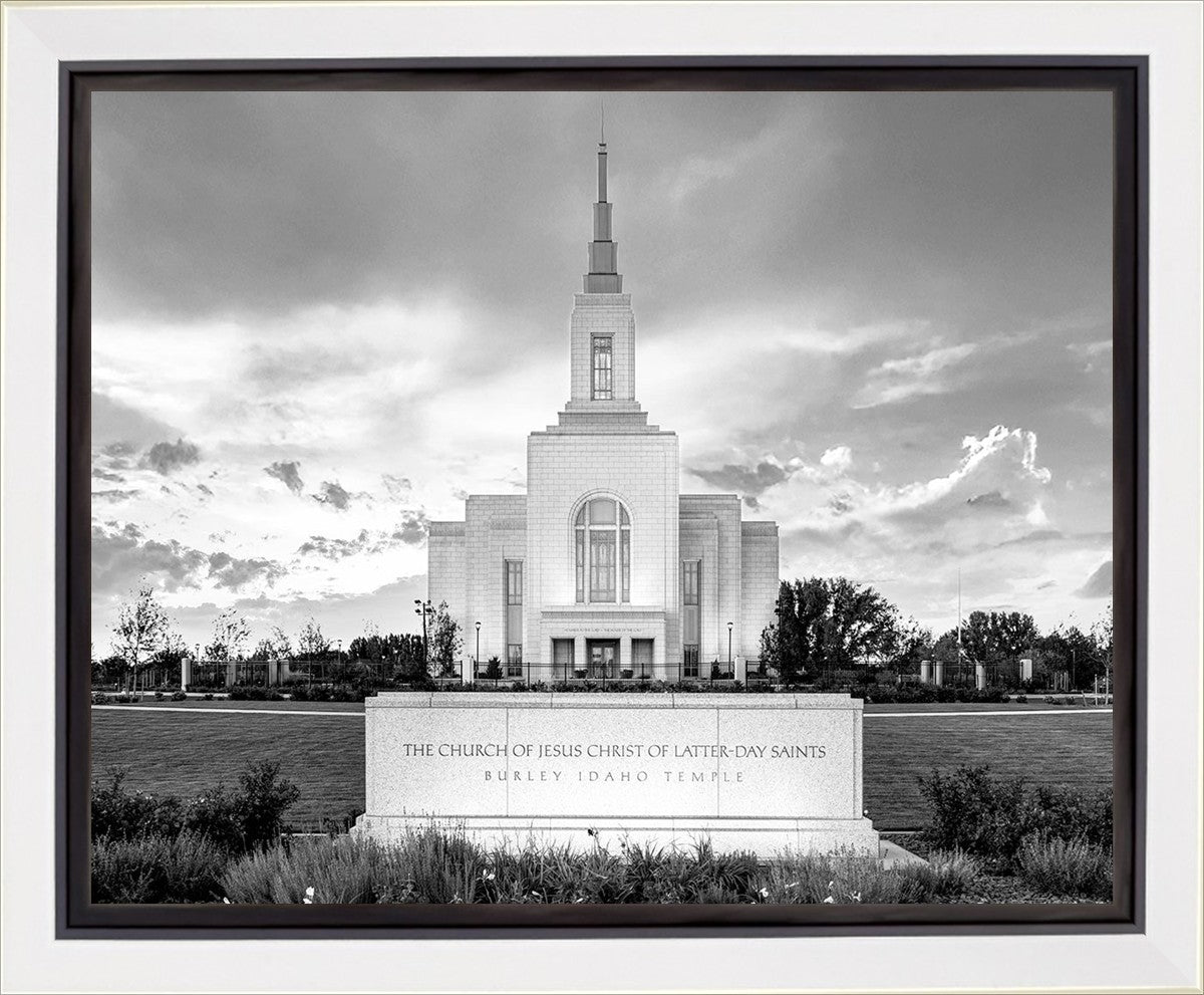 Burley Idaho Eternal - Black and White
