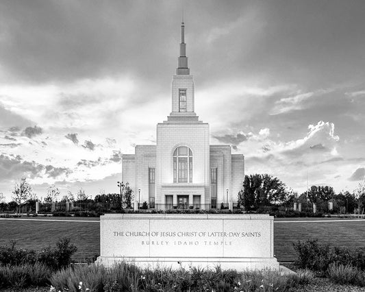 Burley Idaho Eternal - Black and White