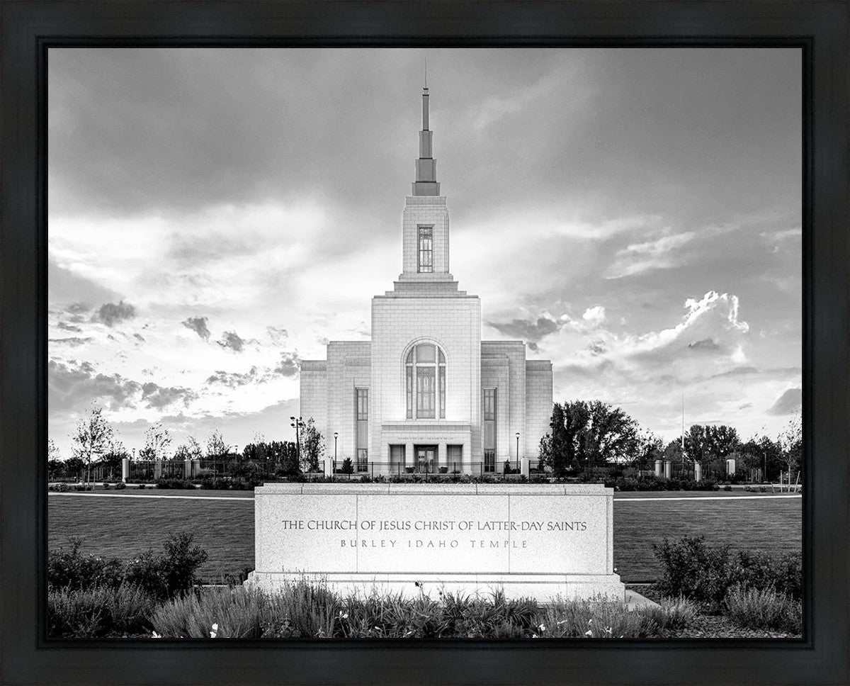Burley Idaho Eternal - Black and White