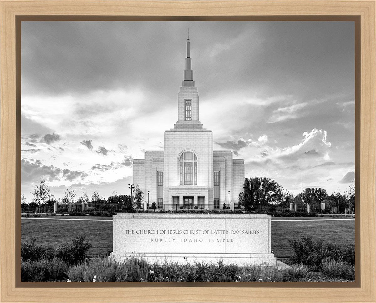 Burley Idaho Eternal - Black and White