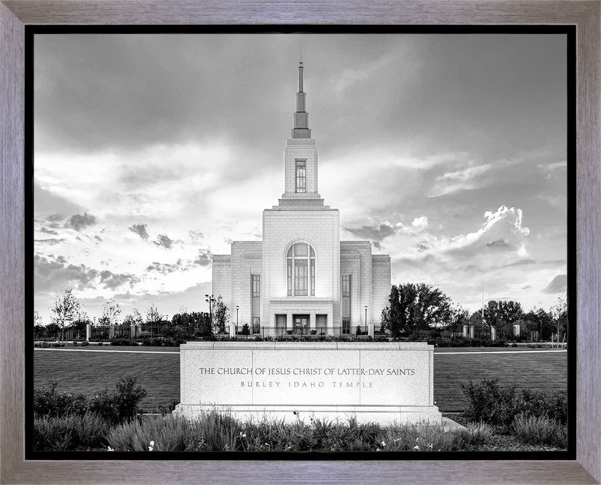 Burley Idaho Eternal - Black and White