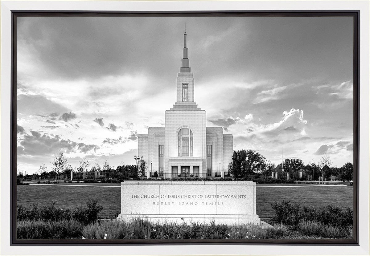 Burley Idaho Eternal - Black and White