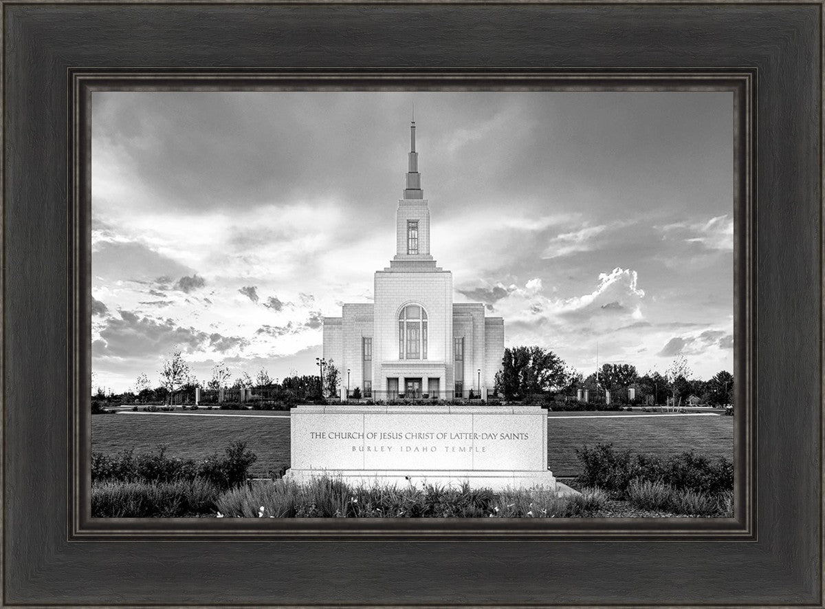 Burley Idaho Eternal - Black and White