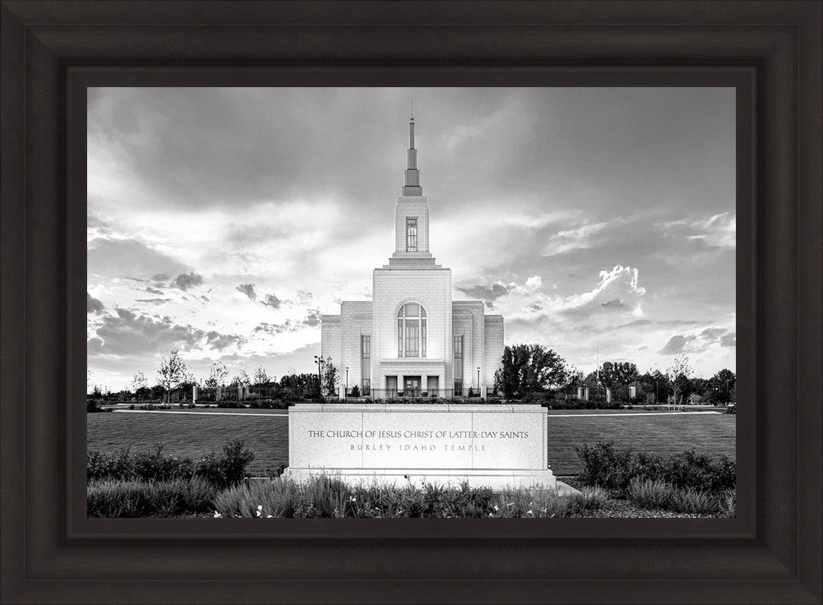 Burley Idaho Eternal - Black and White