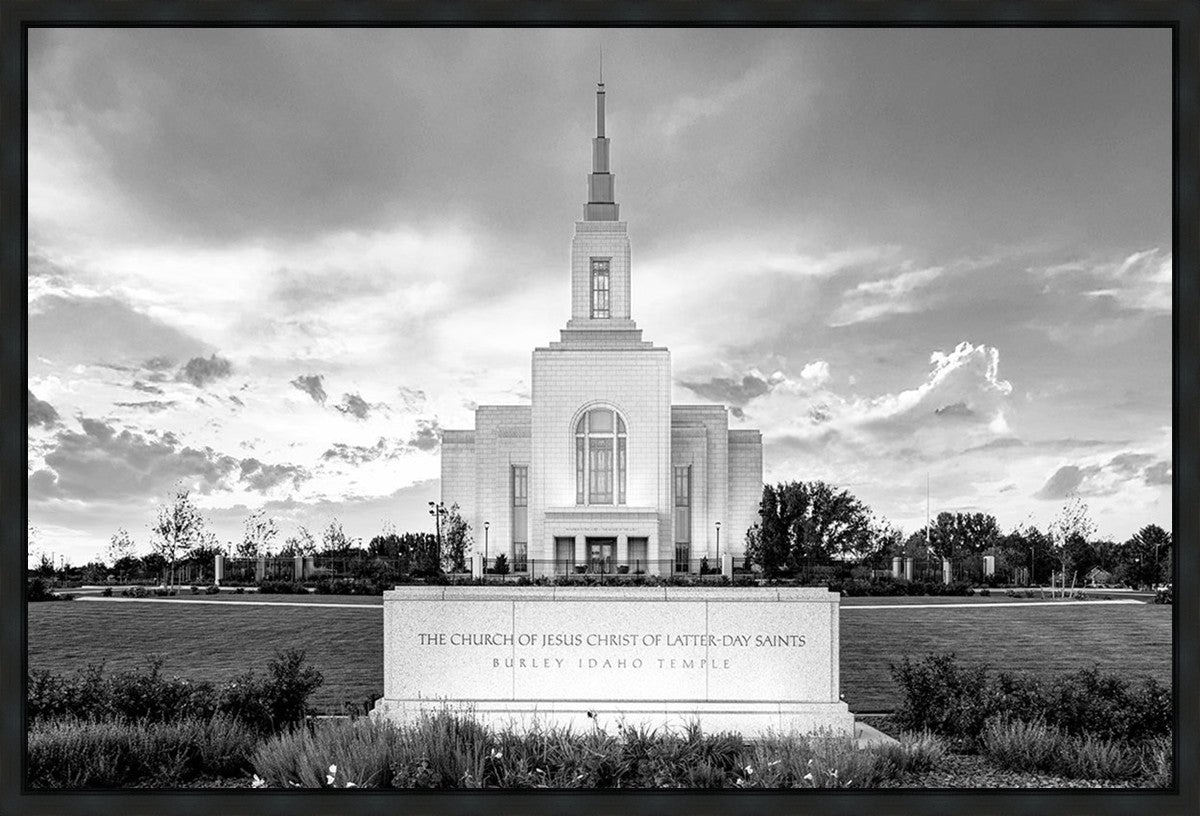 Burley Idaho Eternal - Black and White