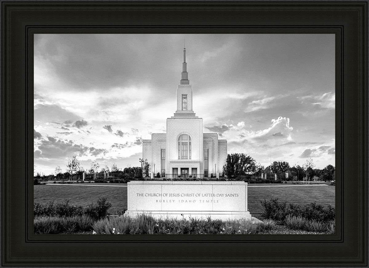 Burley Idaho Eternal - Black and White