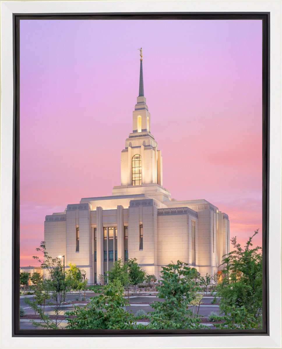 Red Cliffs Utah Cotton Candy Sunrise