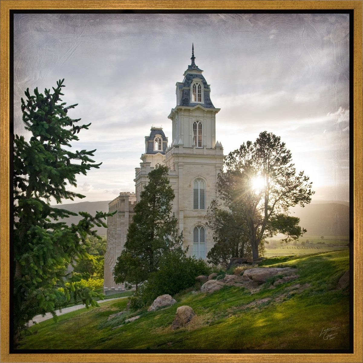 Manti Brightness and Glory