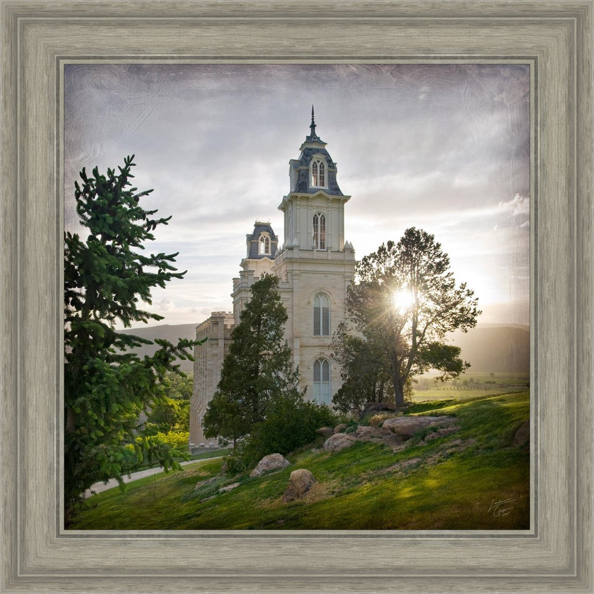 Manti Brightness and Glory