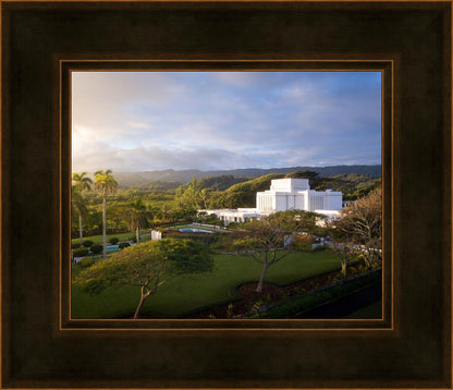 Laie Island Glow