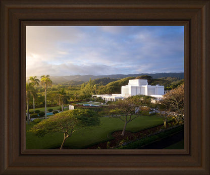 Laie Island Glow